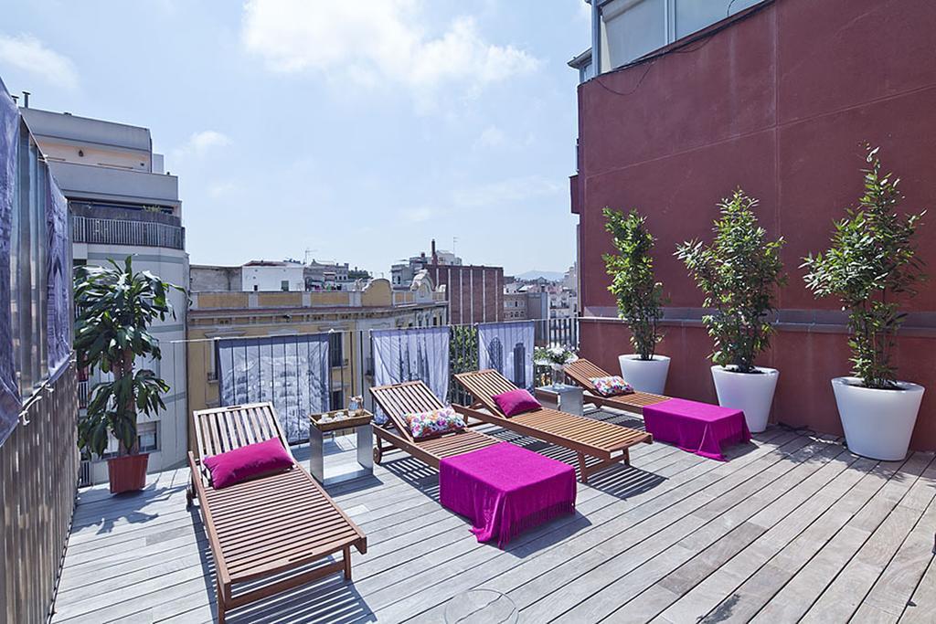 - Pool Terrace In Center * Barcelone